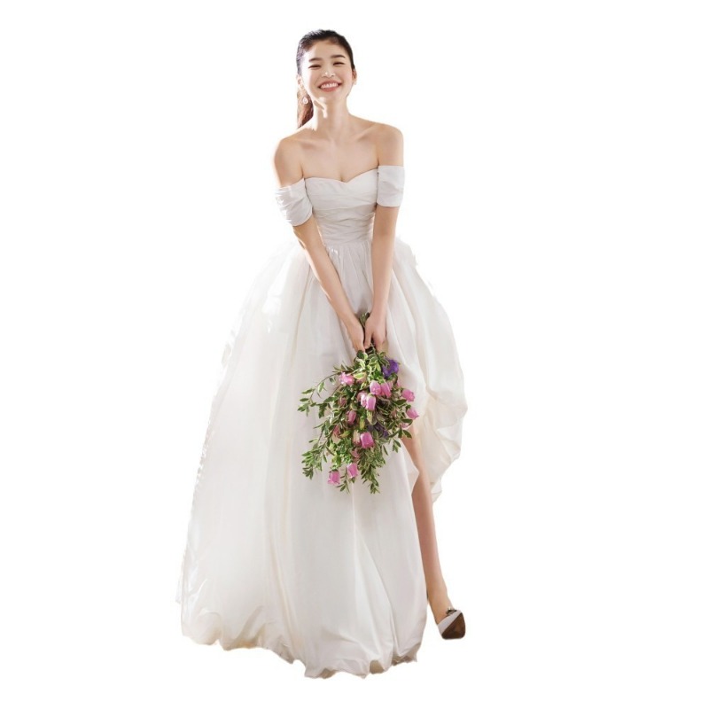 One Shoulder Strapless Simple  - Photography Natural Lighting recensione e prezzo