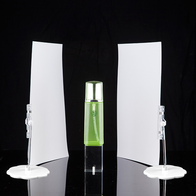 A4 White Black Cardboard with  - Photography Black And White recensione e prezzo