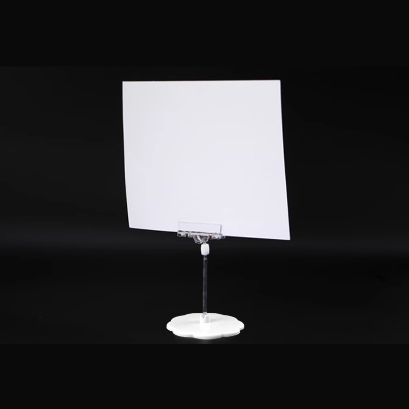 A4 White Black Cardboard with  - Photography Black And White recensione e prezzo