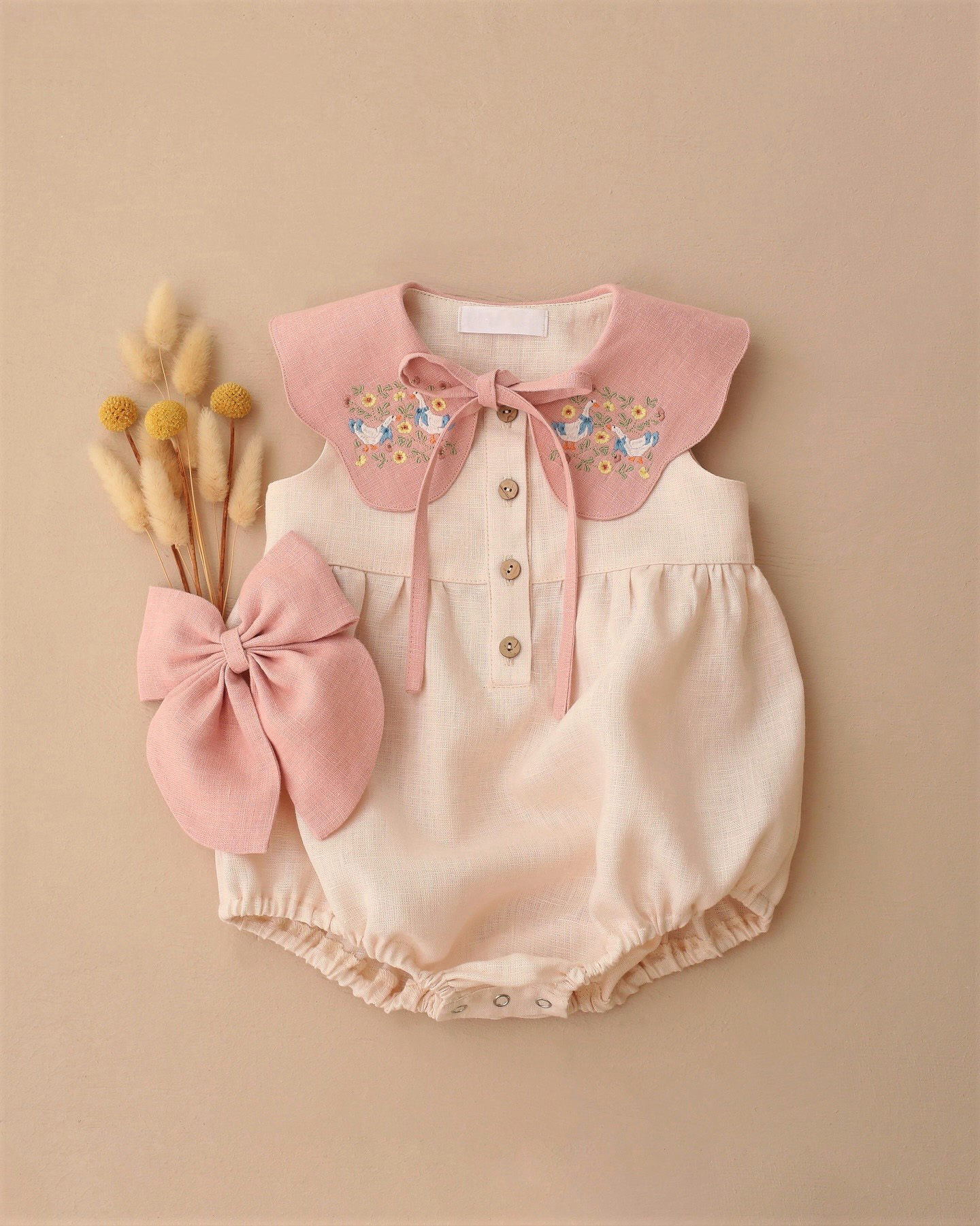 Summer Girl Sweet Cute Flower  - Photography Duck recensione e prezzo